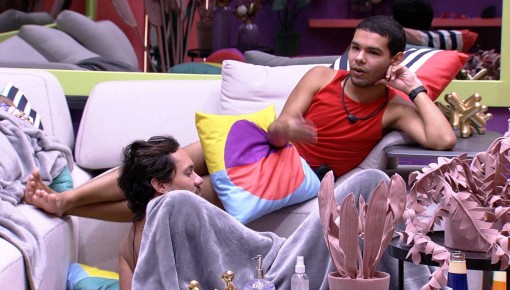 Vinicius desabafa com Eliezer: 'Fiquei magoado com Nat'