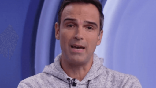 BBB 2022: Tadeu Schmidt surpreende e ironiza Lollipopers no paredão