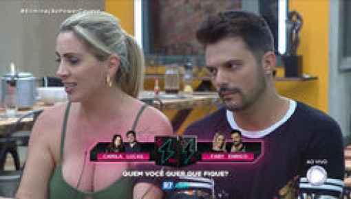 Faby Monarca bate-boca com André: 'Falso, mascarado'