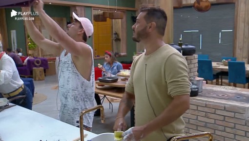 Lucas diz que pensa em desistir do reality: 'Esse lugar está um inferno'