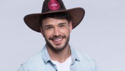 Lucas Viana vence Prova do Fazendeiro pela segunda vez