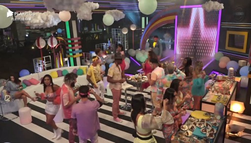 Peões elogiam comida da festa - A Fazenda 12