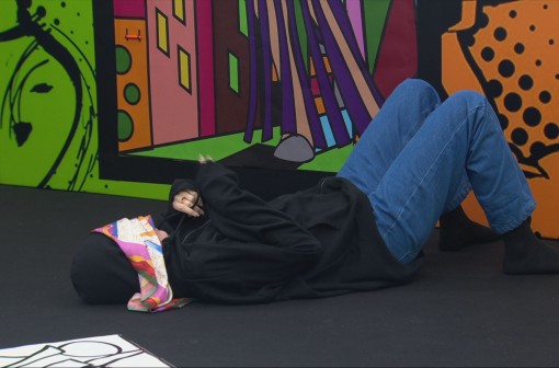 Ana Paula Renault dorme durante desafio Barrado no Baile