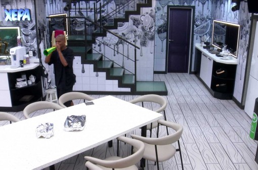 Edilson é liberado de usar vuvuzela no BBB 26