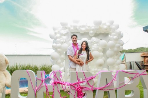 Laís Caldas mostra ultrassom de sua filha: 'Não para quieta'