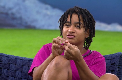 Milena muda o penteado no BBB 26; veja
