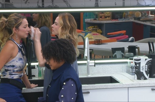 Samira chora após discutir com Samira no BBB 26