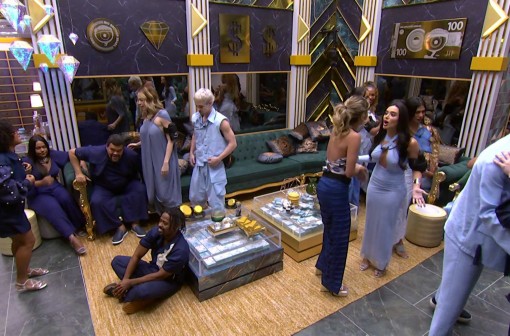 Samira e Jordana trocam xingamentos após prévia da dinâmica Duelo de Risco: 'Falsa'