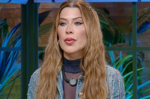 Renata é eliminada de A Fazenda 17