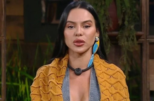 Tamires paga caro por mudar de lado e é eliminada de A Fazenda 17