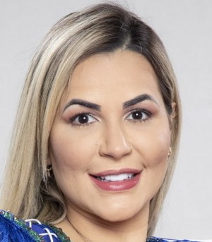 Deolane Bezerra