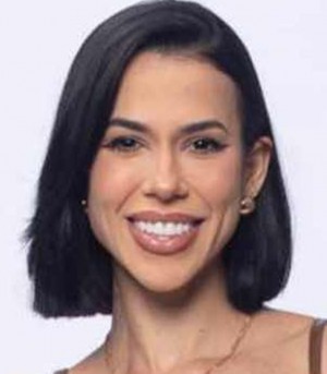 Larissa Tomásia