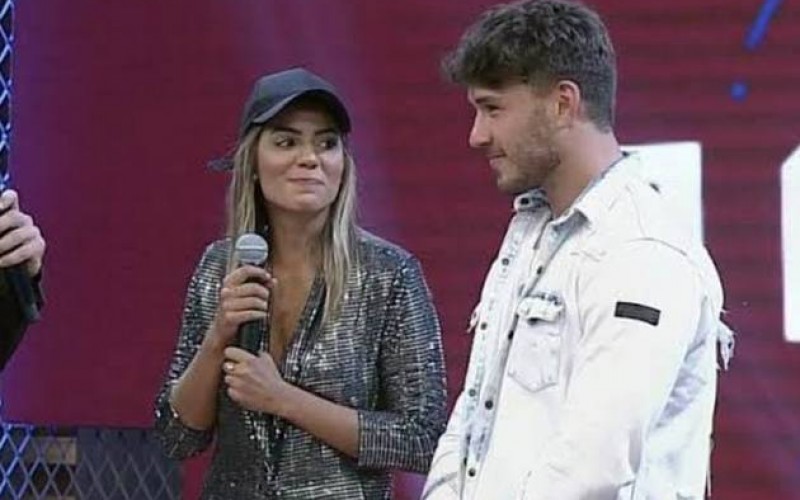 Inconformada, Hariany lamenta derrota na grande final