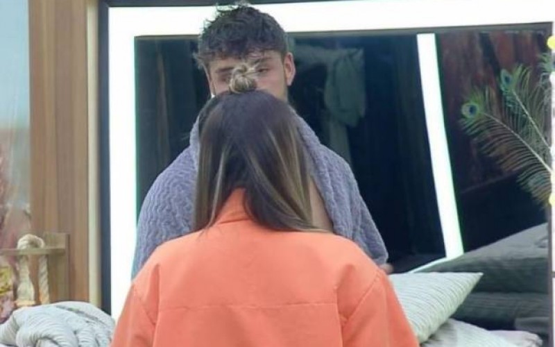 Lucas reclama de Hariany e dispara: “Você é muito ingrata”