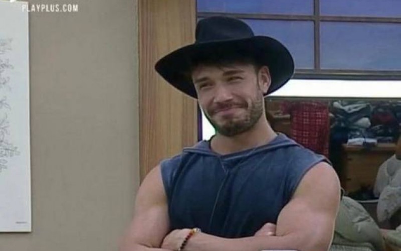 Record decreta ordem após nova invasão suspeita na sede do programa