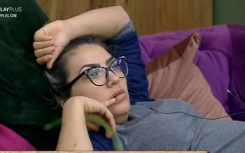 A Fazenda: Thayse critica atitude de Viny e Guilherme