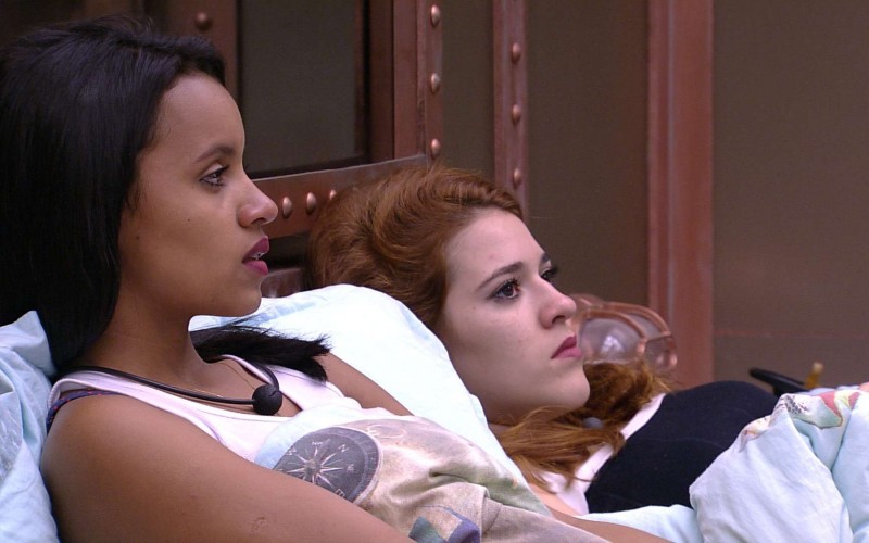 Ana Clara analisa Kaysar: 