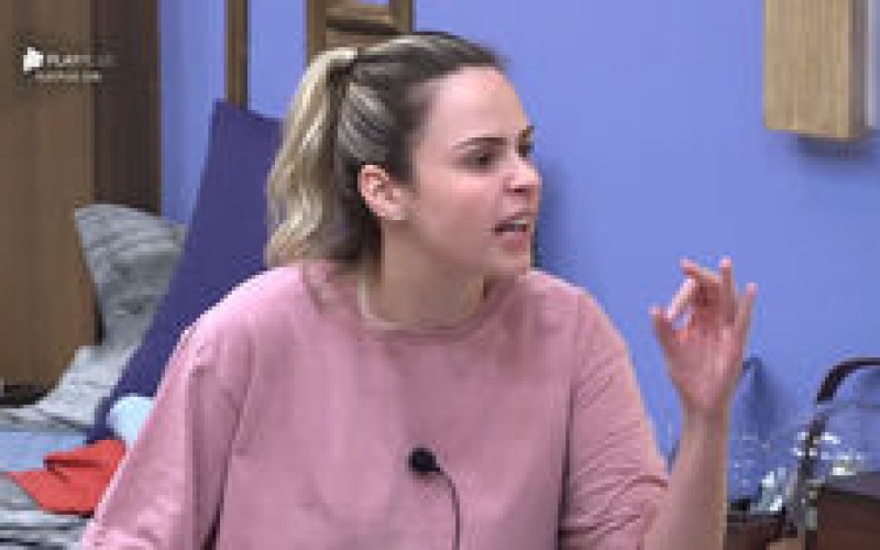 Ana Paula xinga Nadja após briga: "Louca, perversa"