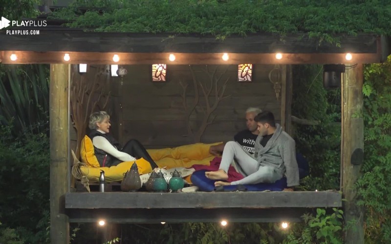 Andréa Nóbrega conta que recusou proposta milionária para posar nua