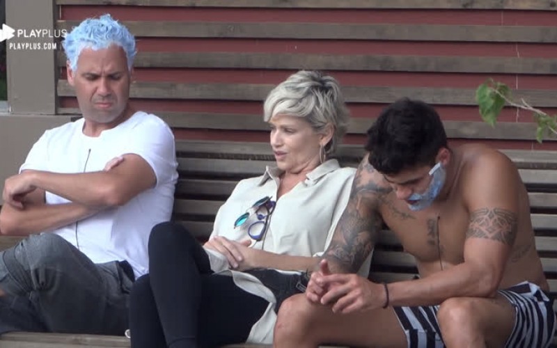 Andréa Nóbrega está preocupada com a aceitação dos fãs das redes