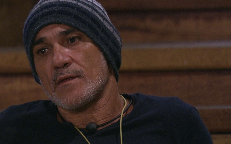 Ayrton dá conselhos para Kaysar: 