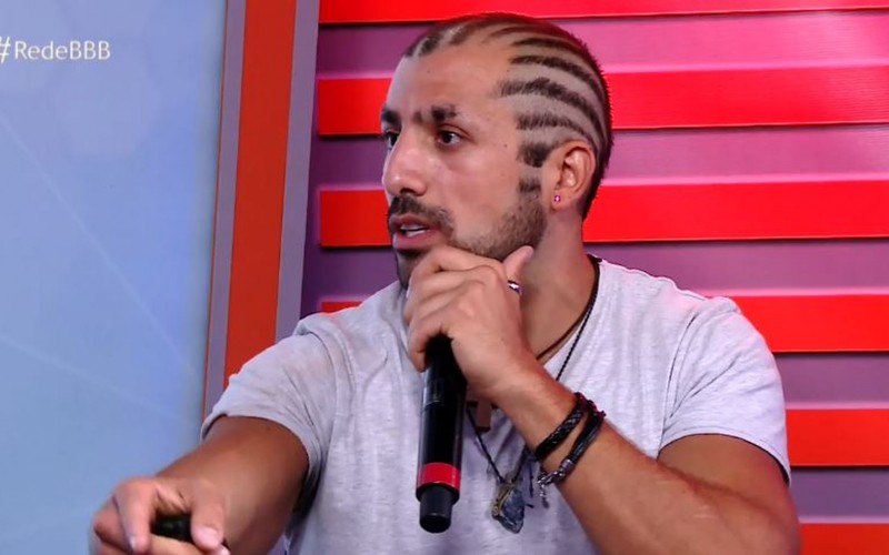 Bate-papo BBB: Kaysar responde o está sentindo vontade de fazer: 
