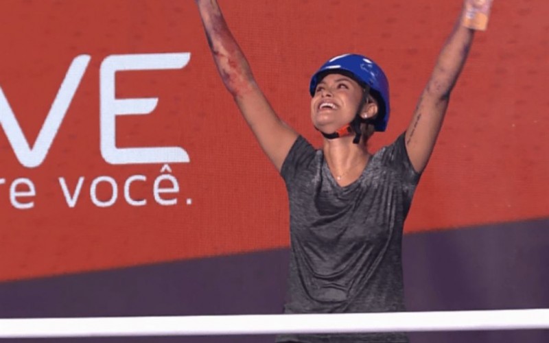 BBB 2021: Sarah conquista a liderança em prova tumultuada