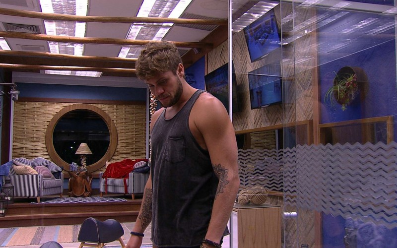 Breno revela quem ele quer que saia: 