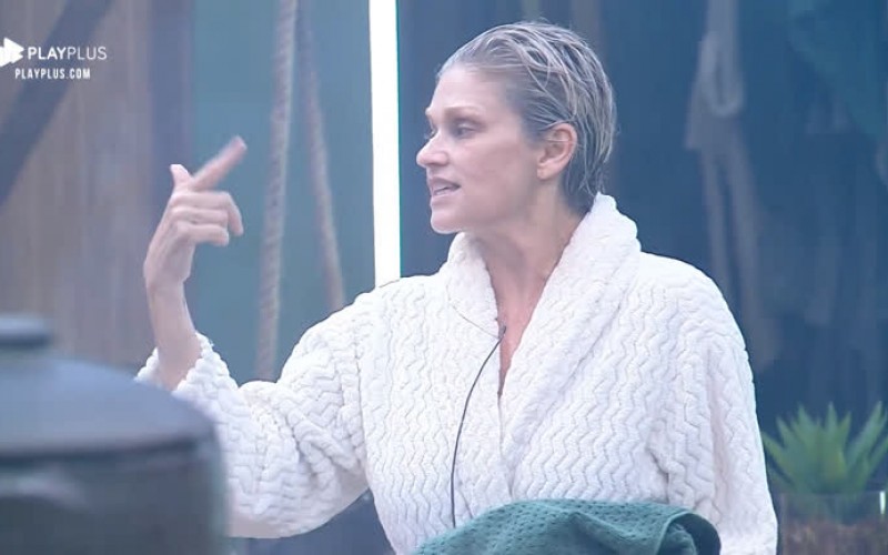 Briga! Andréa Nóbrega acusa Lucas Viana de ter gerado nova punição