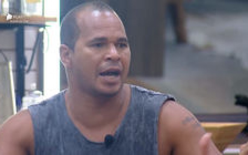 Chulapa diz que Rafael Ilha é articulador e doente