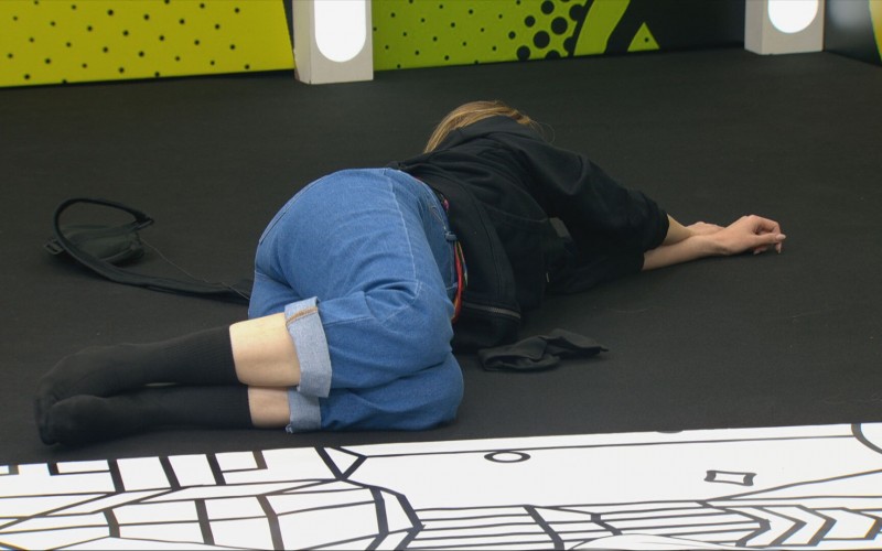 Ana Paula Renault completa quatro horas de Barrado no Baile