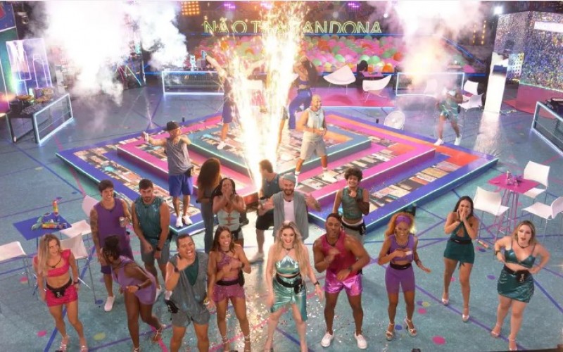 Anitta na festa do BBB 23: memes dominam as redes sociais