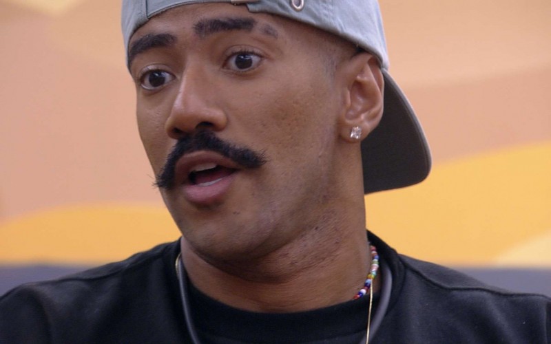 Após formação de Paredão, Ricardo justifica voto em Amanda