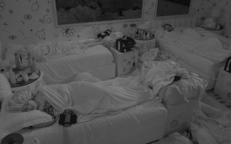Após noite de Eliminação, todos dormem na casa do BBB 22