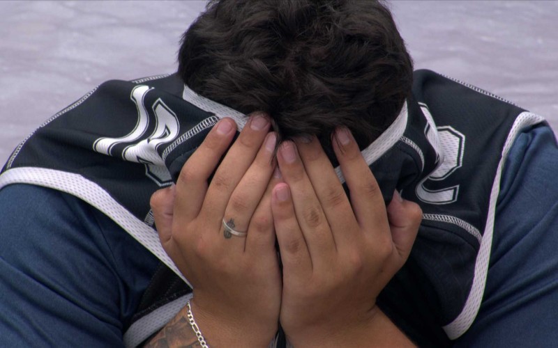 Após ser eliminado, Pedro tem crise de choro no BBB 26