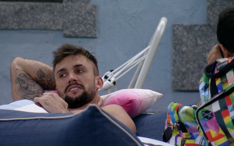 Arthur comenta sobre votos no BBB21: 