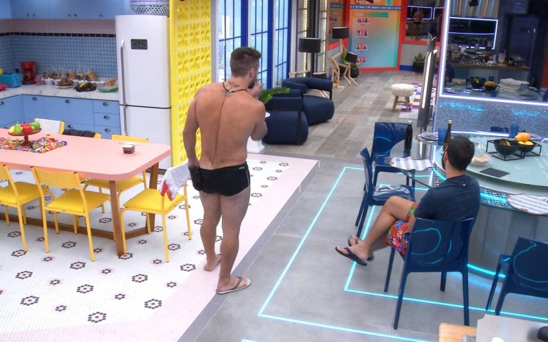 Arthur e Gilberto analisam Queridômetro do BBB21