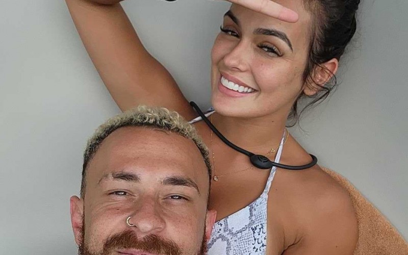 BBB 23: veja cliques que Larissa fez com o celular na casa