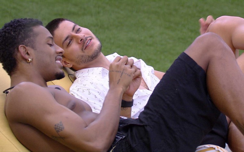 Brother escolhe música tema para Paulo André e Jade Picon