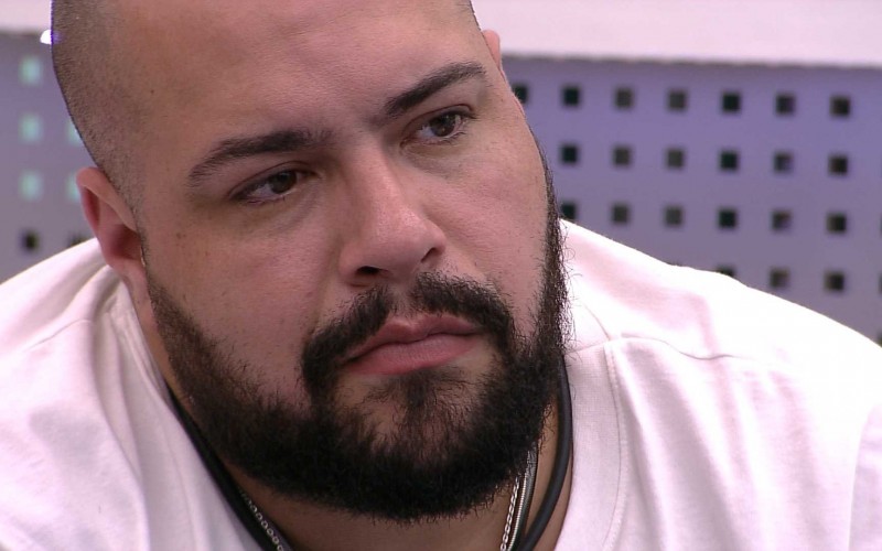 Brothers conversam sobre Naiara