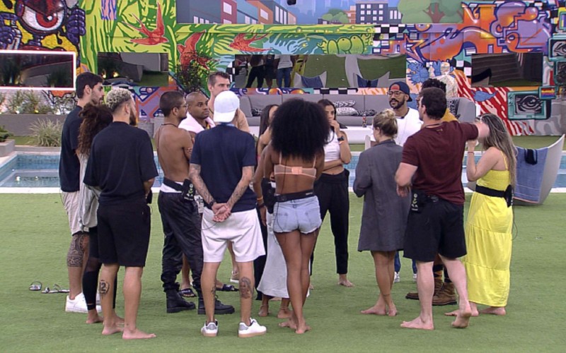 Brothers do BBB 23 brincam de pique-esconde