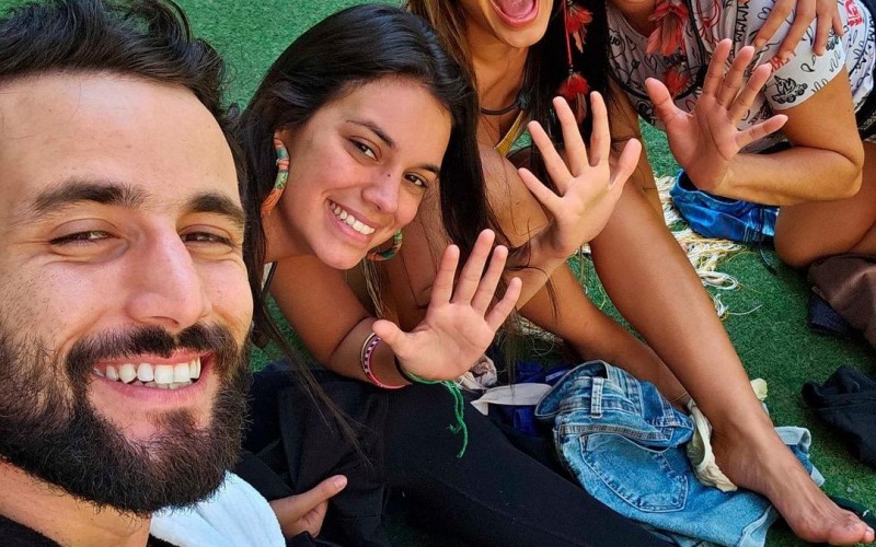 Brothers do BBB 24 fazem ensaio Top 5 com o celular da casa