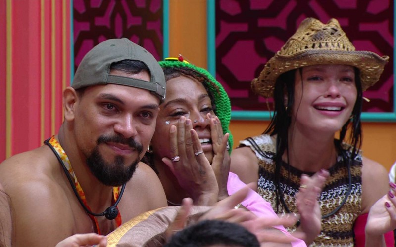 Brothers se emocionam com vídeo do Almoço do Anjo no BBB 25