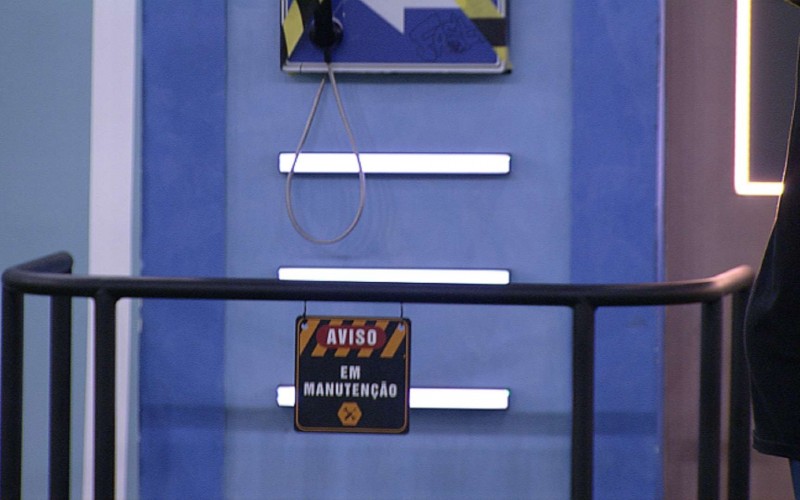 Brothers se surpreendem com Big Fones do BBB 23 em manutenção