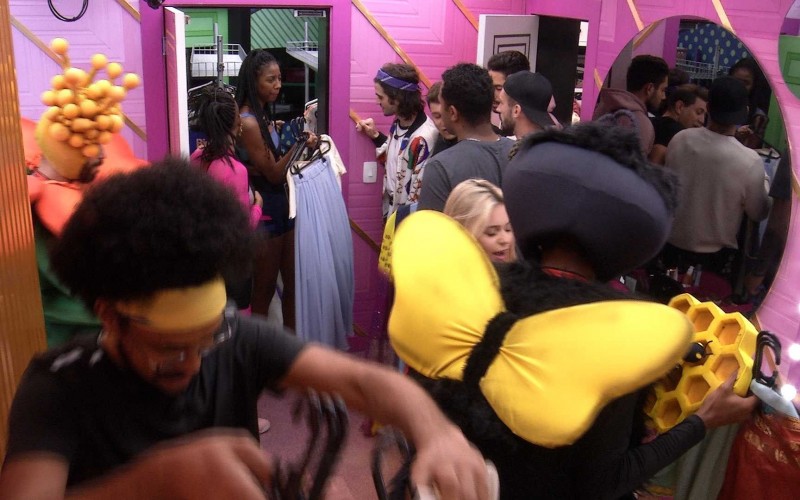 Brothers vibram com o tema da festa deste sábado, 6/2