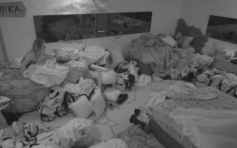 Bruna Griphao tem crise de choro após perder estalecas