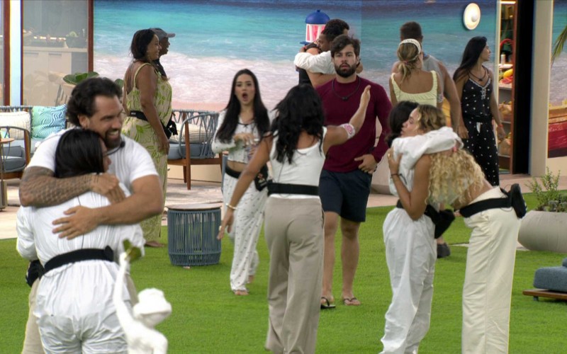 Novos participantes do BBB 26 entram na casa; confira o momento!
