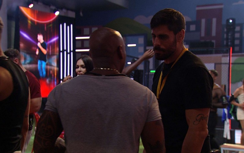 Cara de Sapato faz revelação a brothers no BBB 23