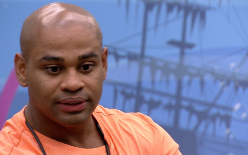 Cezar revela preocupação com voto de Bruna Griphao