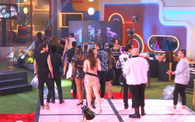 Começa a Festa do Líder Douglas Silva no BBB 22